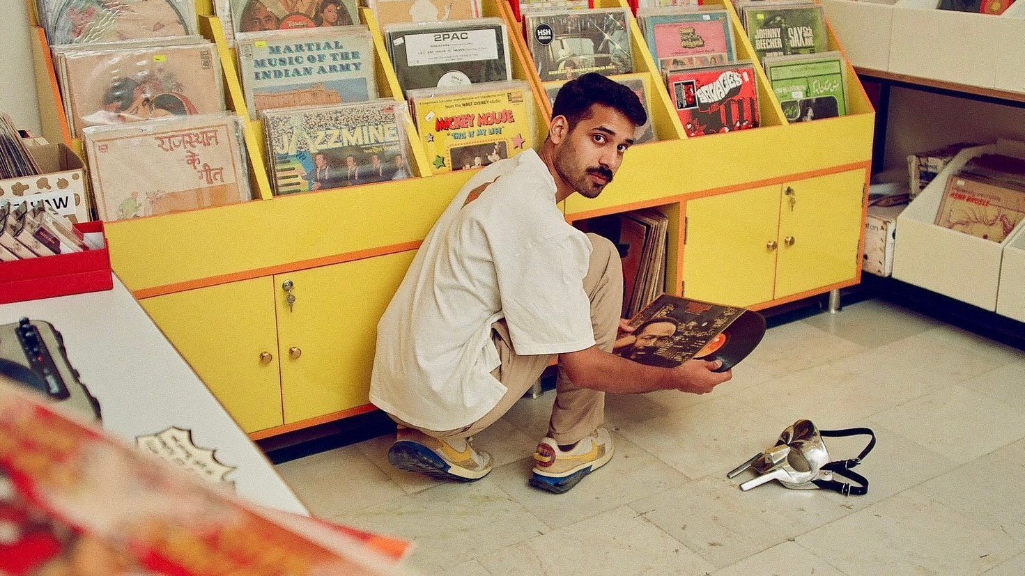 Digging in India - Loka